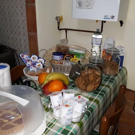Nel Centro Storico Di Fabriano/apartment In The Historic Center Of